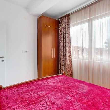 Apartments Lora 13.Jula, 15 Budva Bagian luar foto