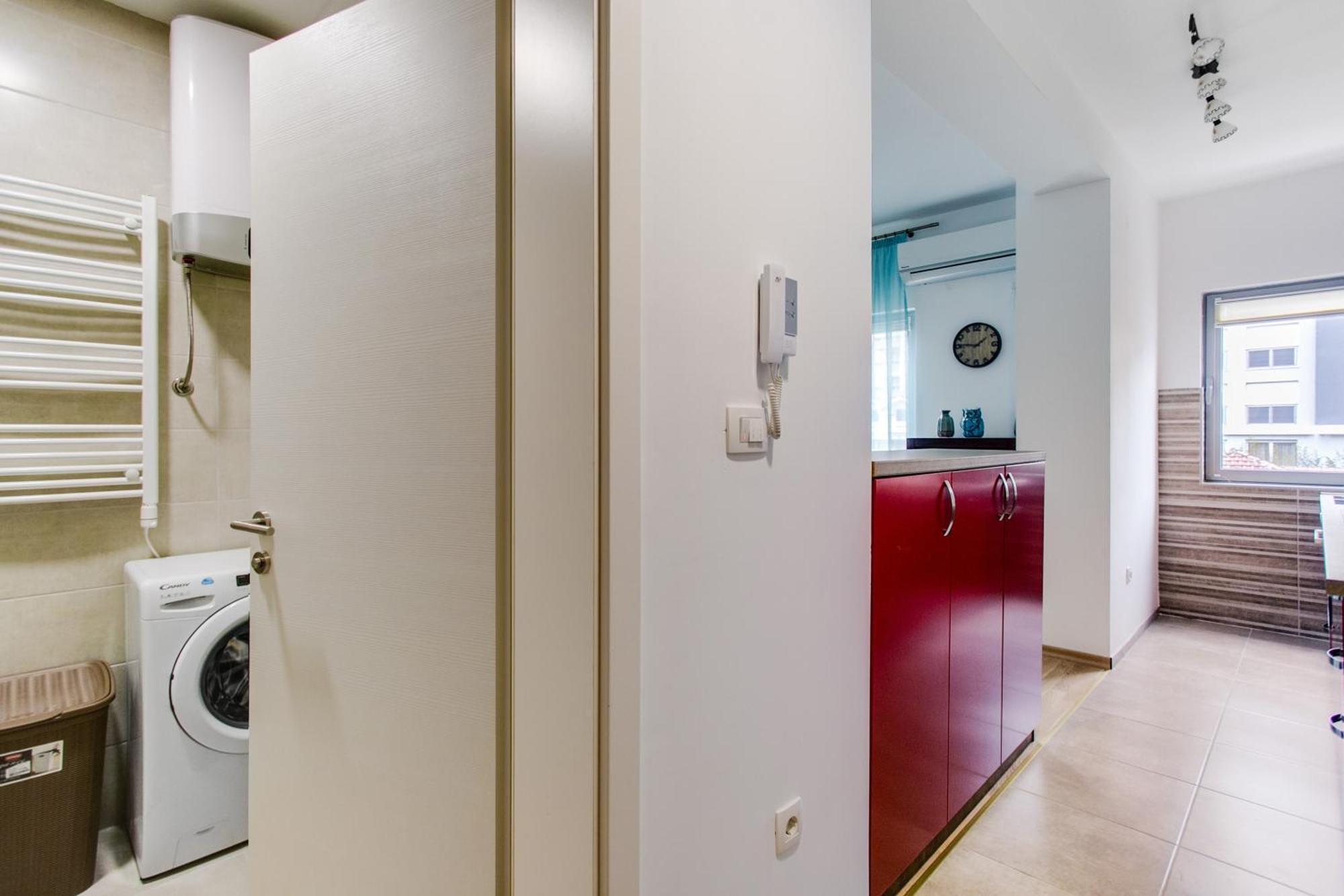 Apartments Lora 13.Jula, 15 Budva Bagian luar foto