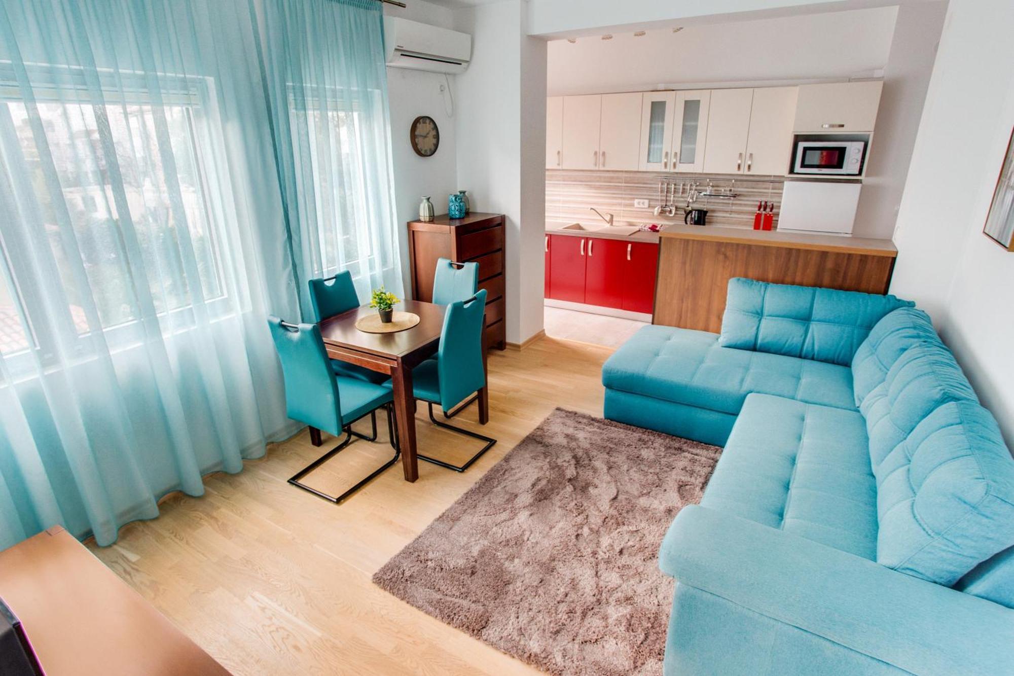 Apartments Lora 13.Jula, 15 Budva Bagian luar foto
