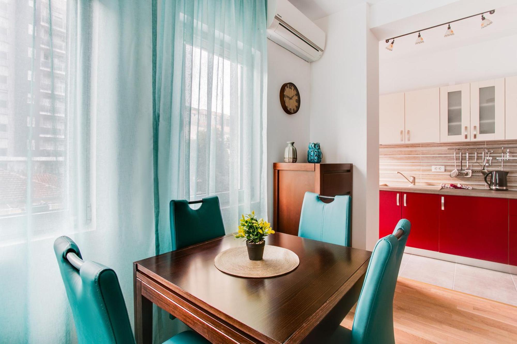 Apartments Lora 13.Jula, 15 Budva Bagian luar foto