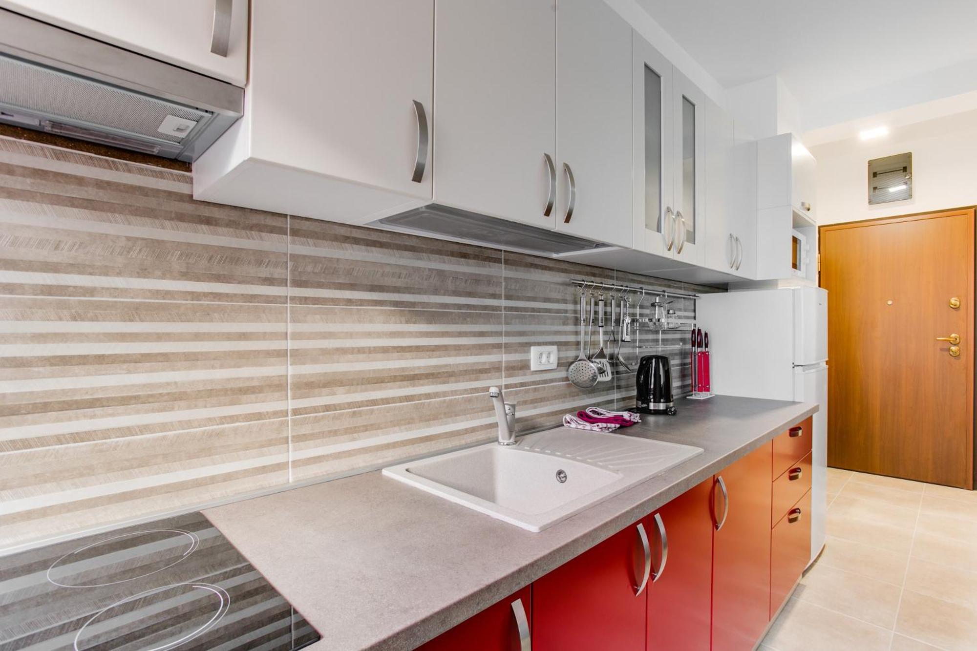 Apartments Lora 13.Jula, 15 Budva Bagian luar foto